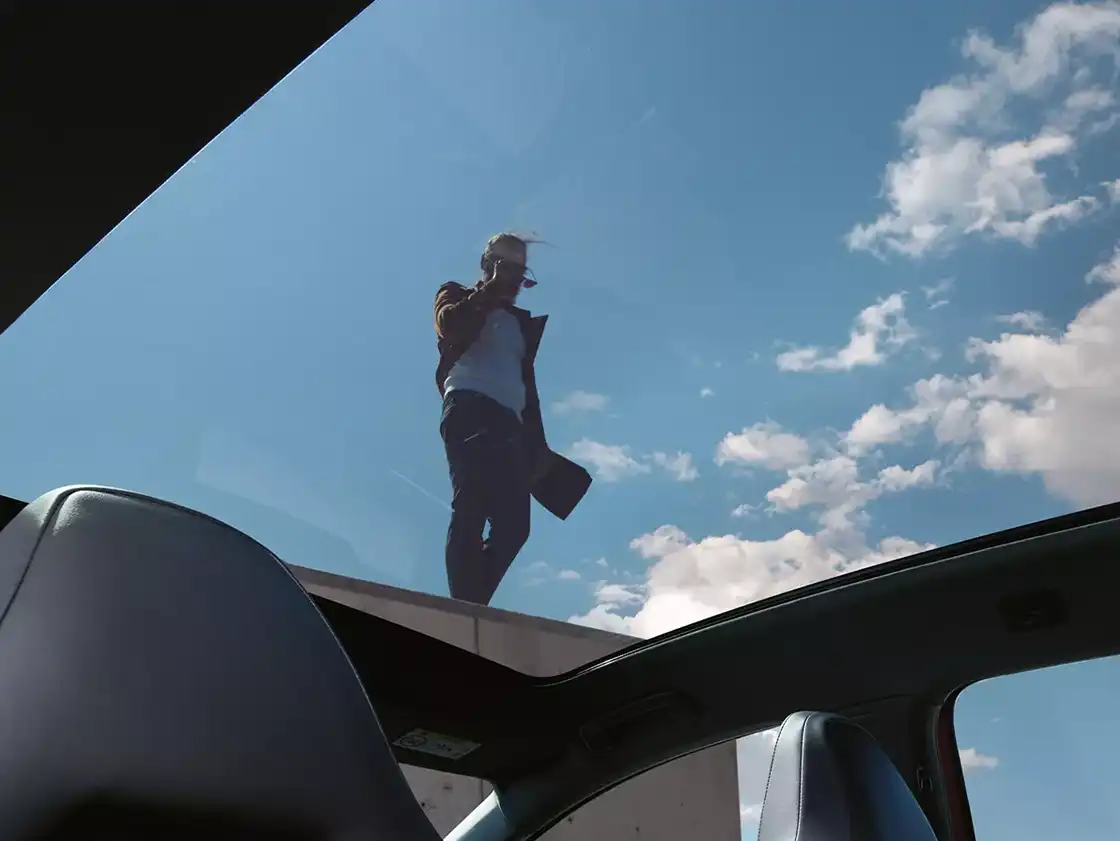 Volkswagen ID.5 panoramic roof